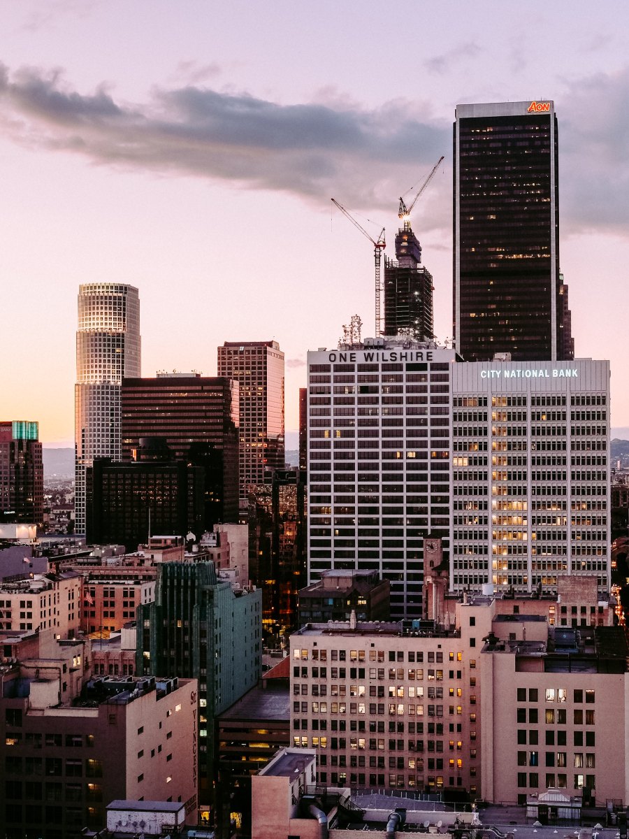 Los Angeles Terezia Revesova Gives to The Salvation Army This Holiday&nbsp;Season